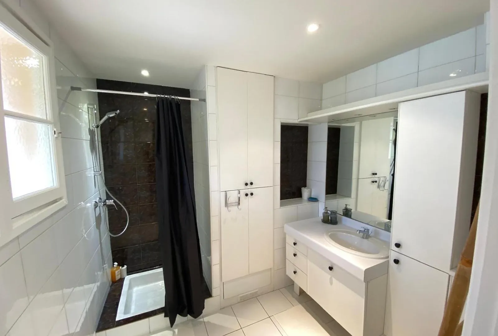 Bright And Spacious 1 Bedroom Apartment With Sofa Bed In Living Room , French Riviera Saint-Laurent-du-Var 0*,